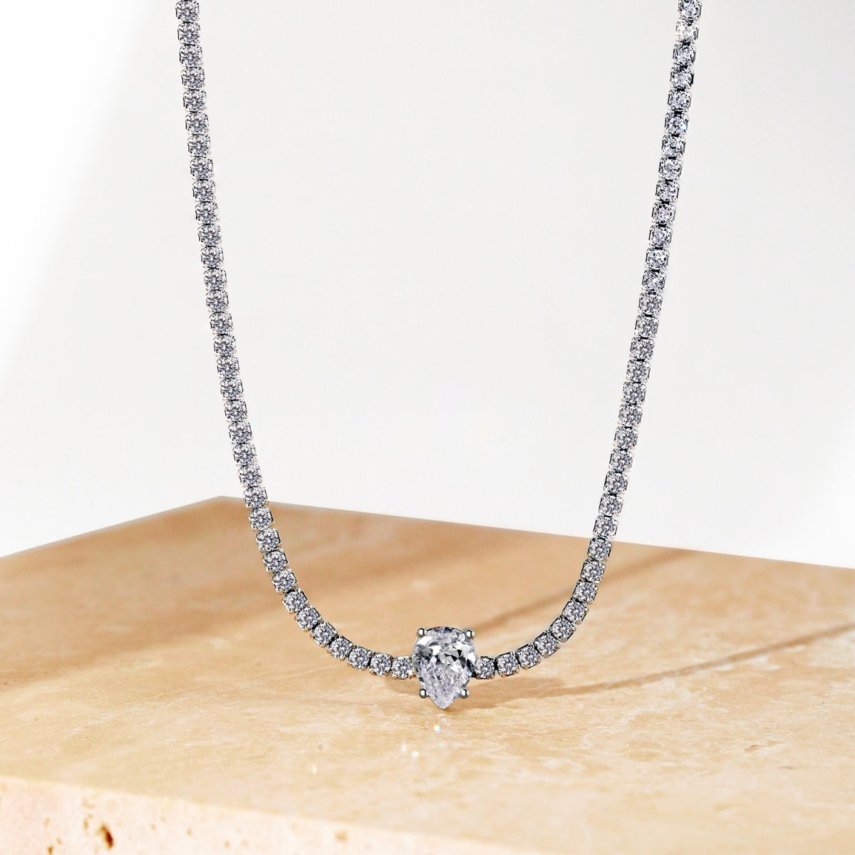 [Bloom]1.0 carat Unique Pear Cut Tennis Necklace