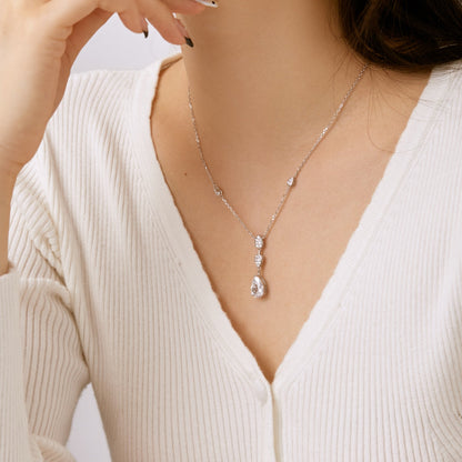 [Bloom]Dazzling Pear Cut Necklace