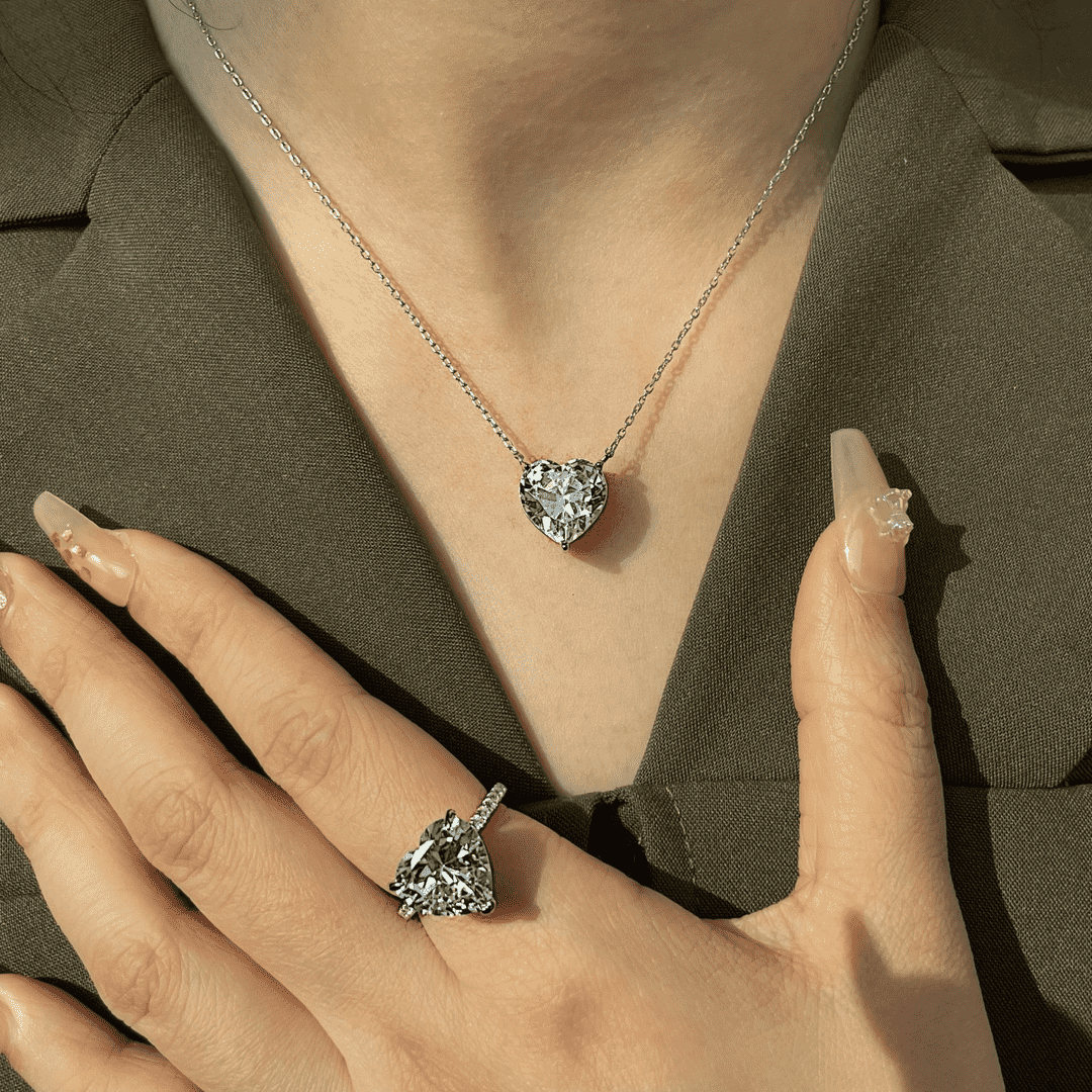 [Bloom]6.0 carat Radiant Heart Shape Necklace