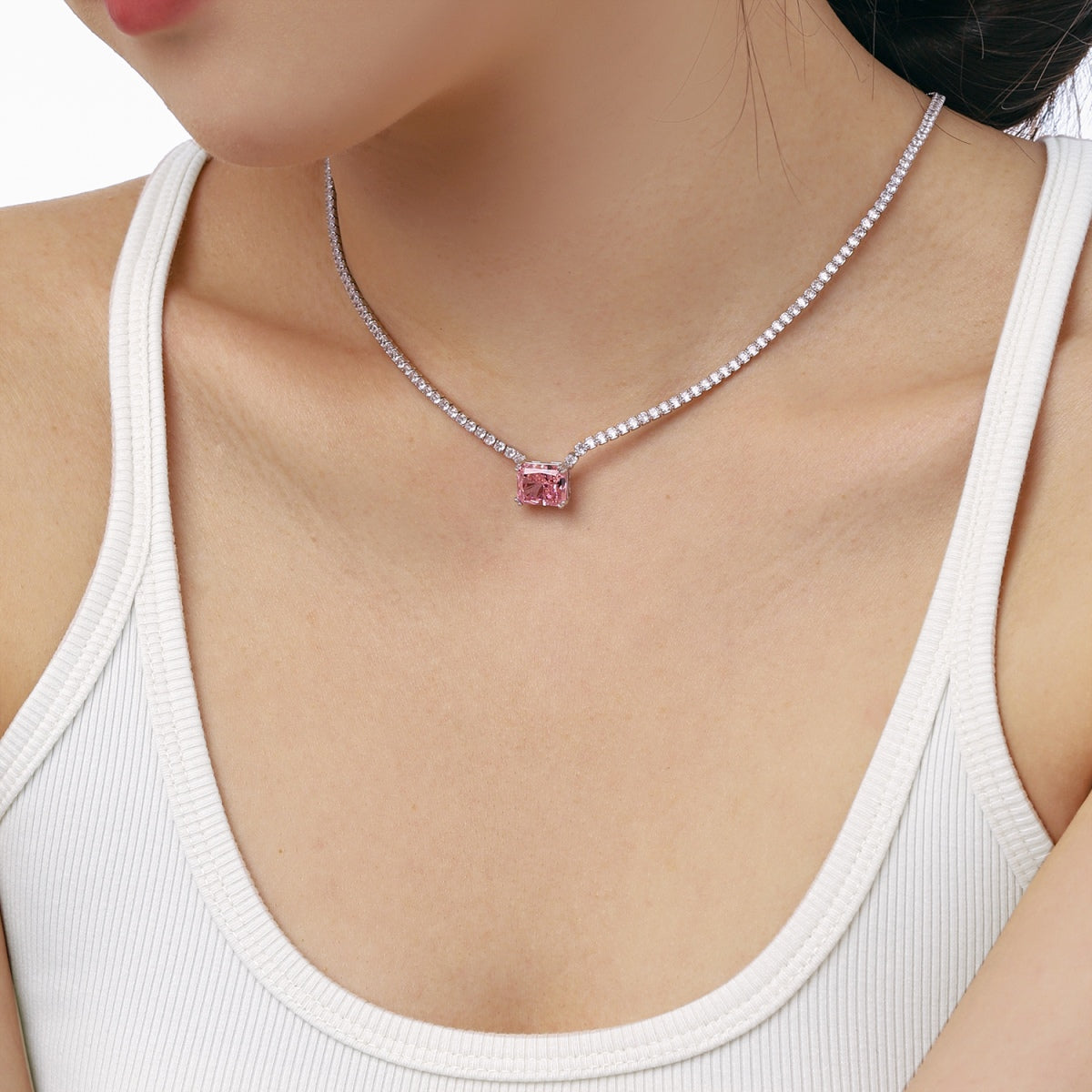 [Bloom]4.0 Carat Elegant Radiant Cut Necklace