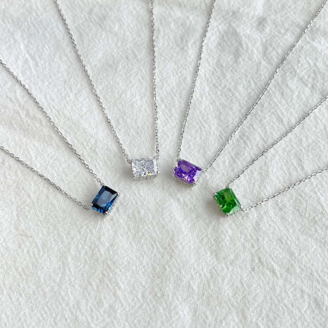 [Bloom]Luxurious Square Shape Colorful Necalack