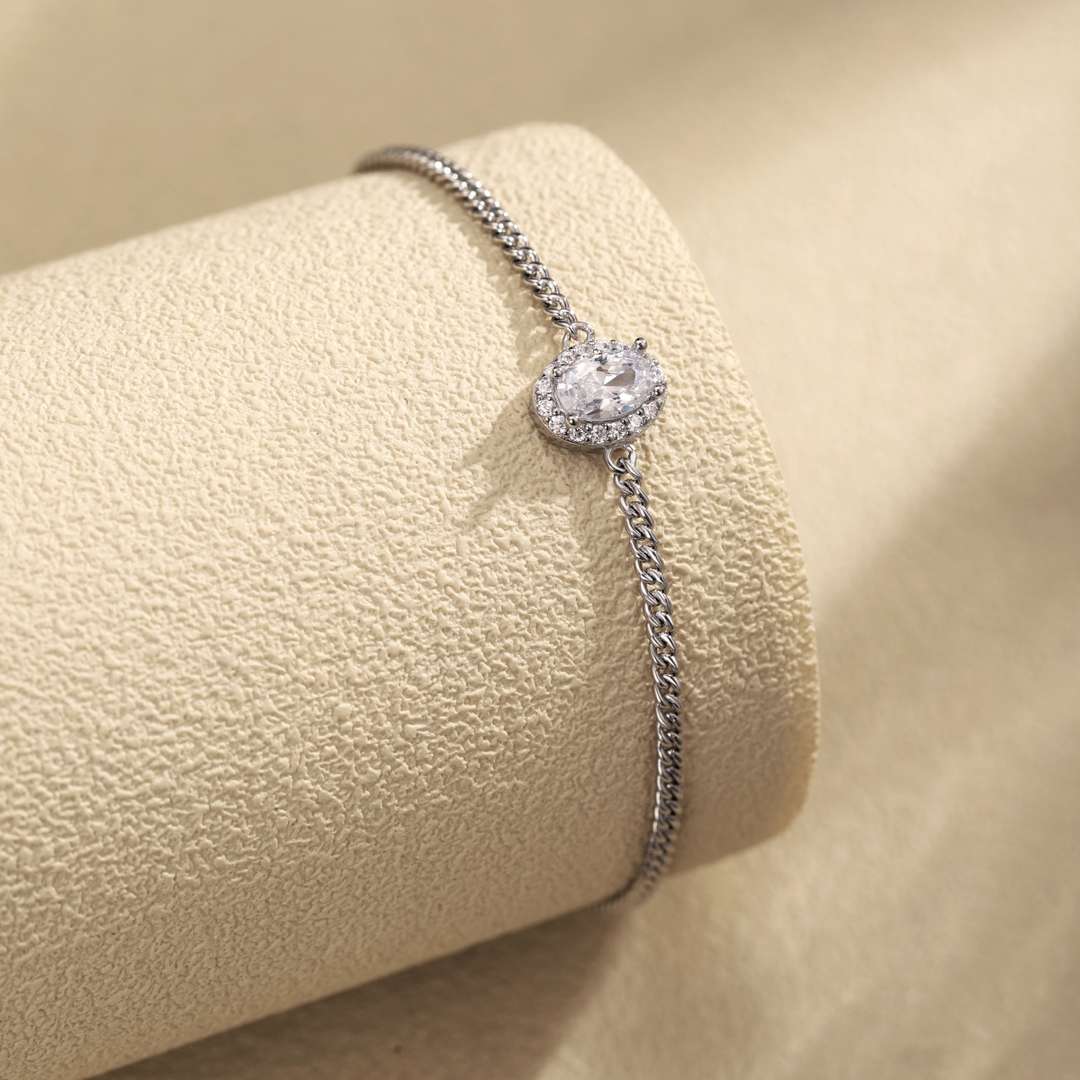 [Bloom]Exquisite Oval Shape Bracelet