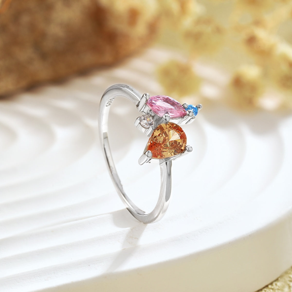 [Bloom]Radiant Colorful Multi Cut Daily Ring