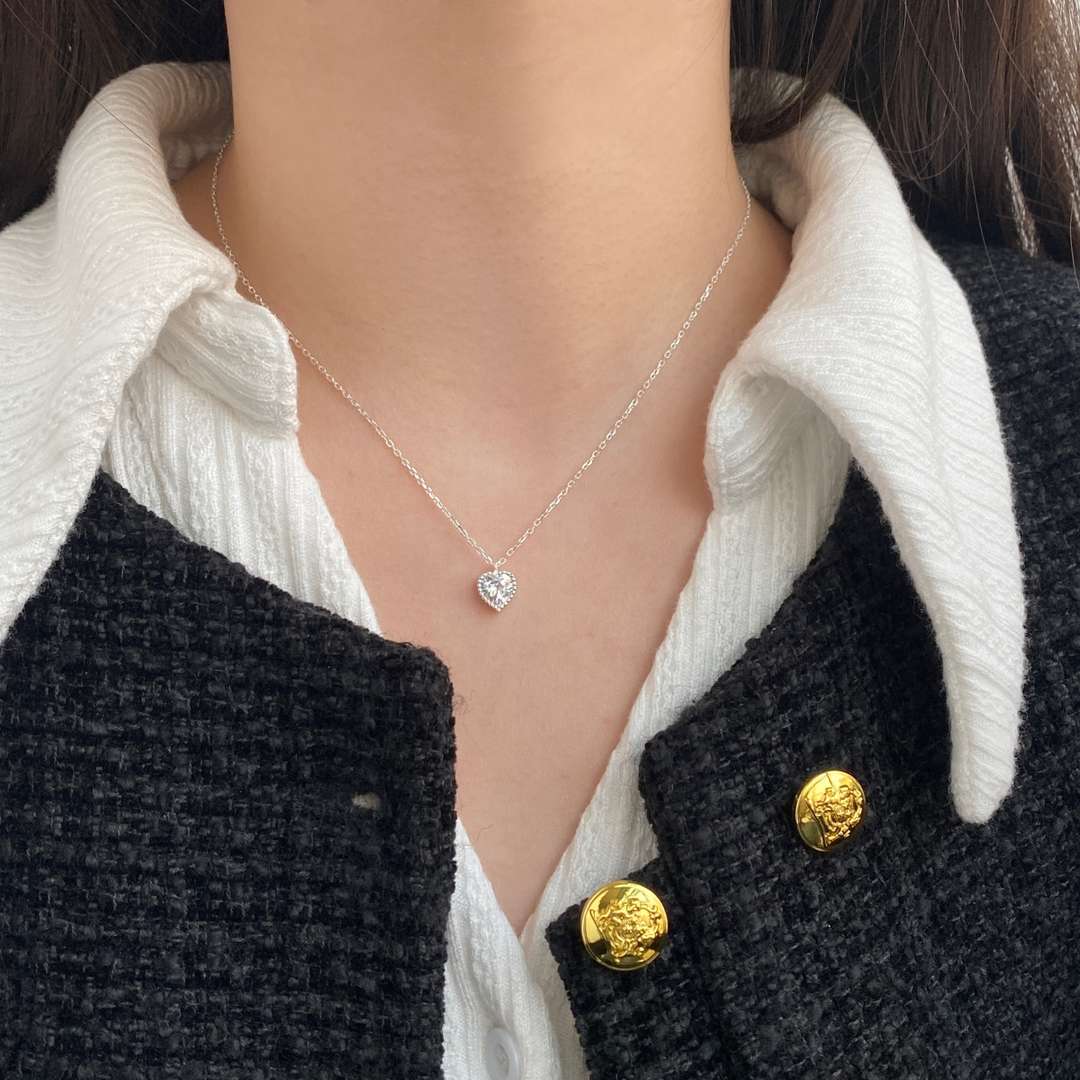 [Bloom]Ornate Heart Shape Necklace