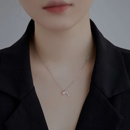 [Bloom]Unique Heart Shape Key Pendent Necklace