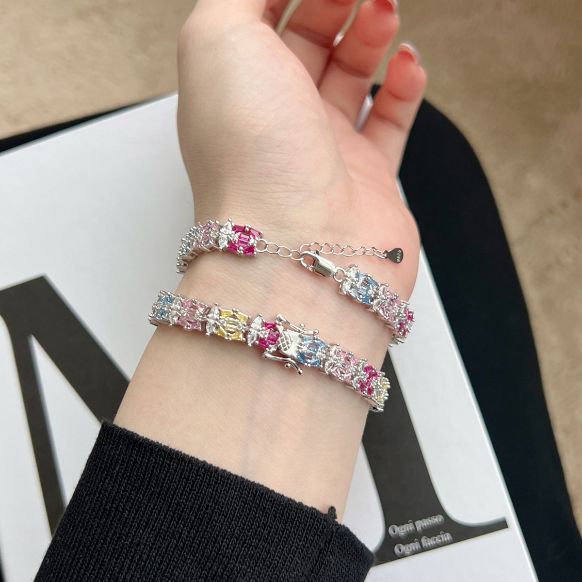 [Bloom]Delicate Colorful Multi Cut Party Bracelet