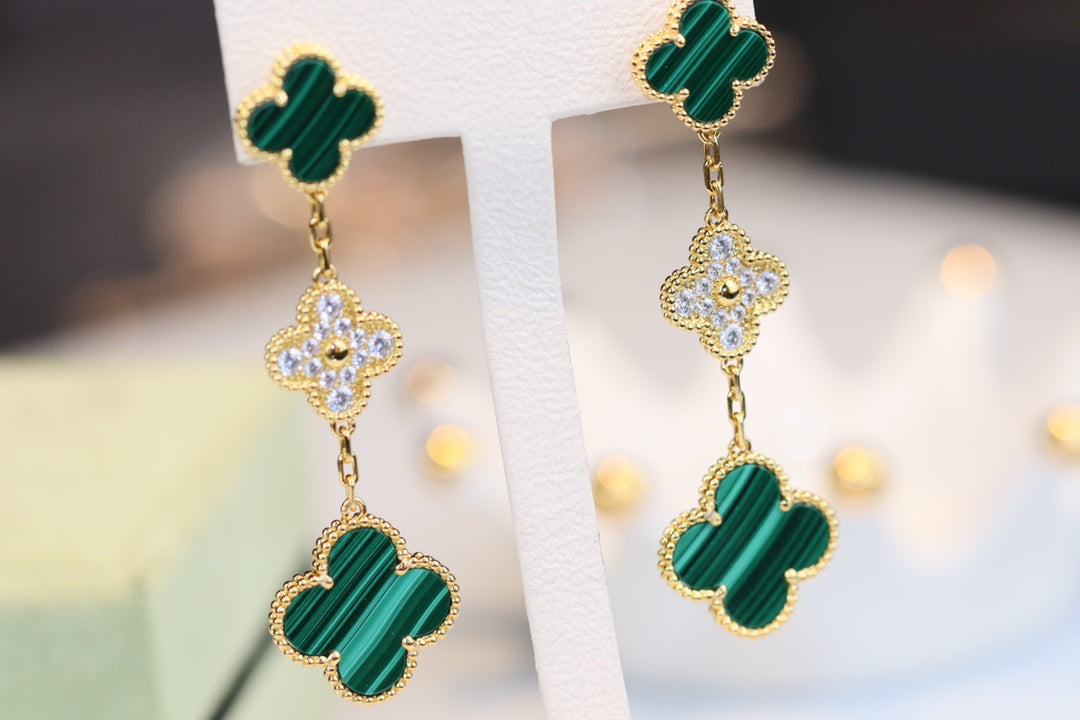 [Bloom]CLOVER EARRINGS GOLD MALACHITE DIAMOND 3 MOTIF