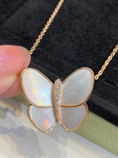 [Bloom]BUTTERFLY GOLD MOP DIAMOND NECKLACE