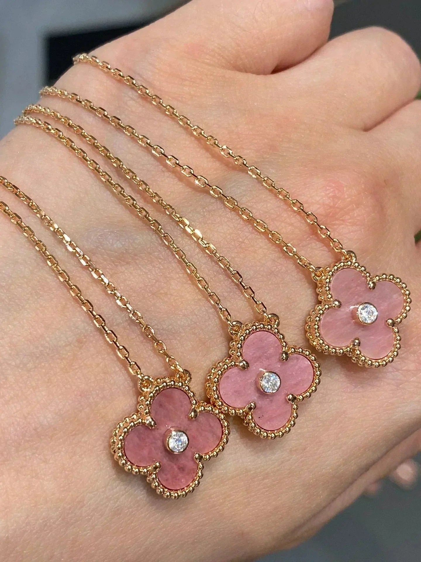 [Bloom]CLOVER 15MM DIAMOND RHODONITE NECKLACE