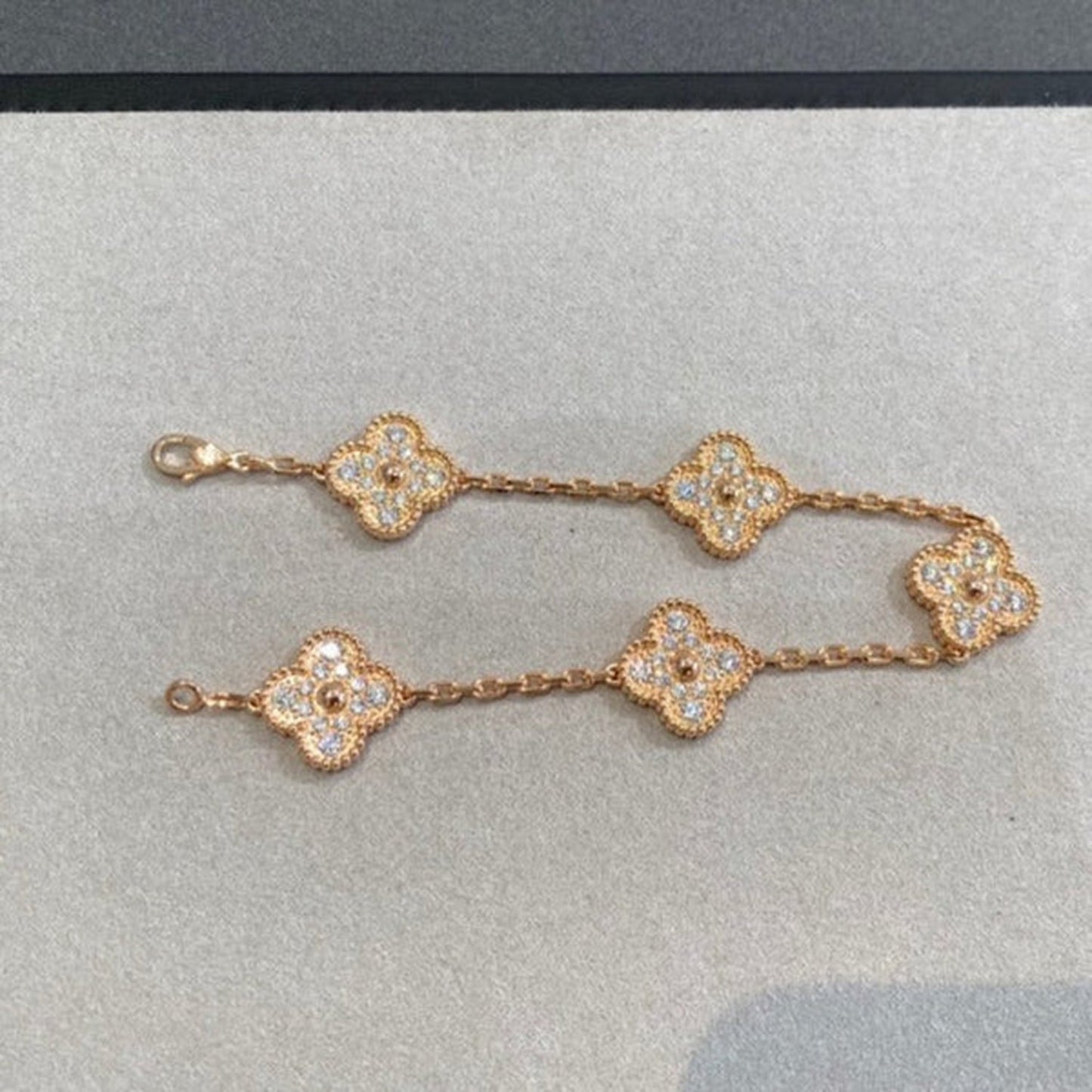 [Bloom]CLOVER 5 MOTIFS  FULL DIAMOND BRACELET