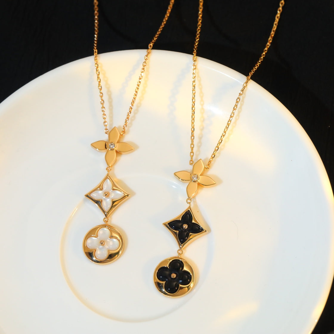 [Bloom]STAR AND SUN ONYX PINK GOLD NECKLACE