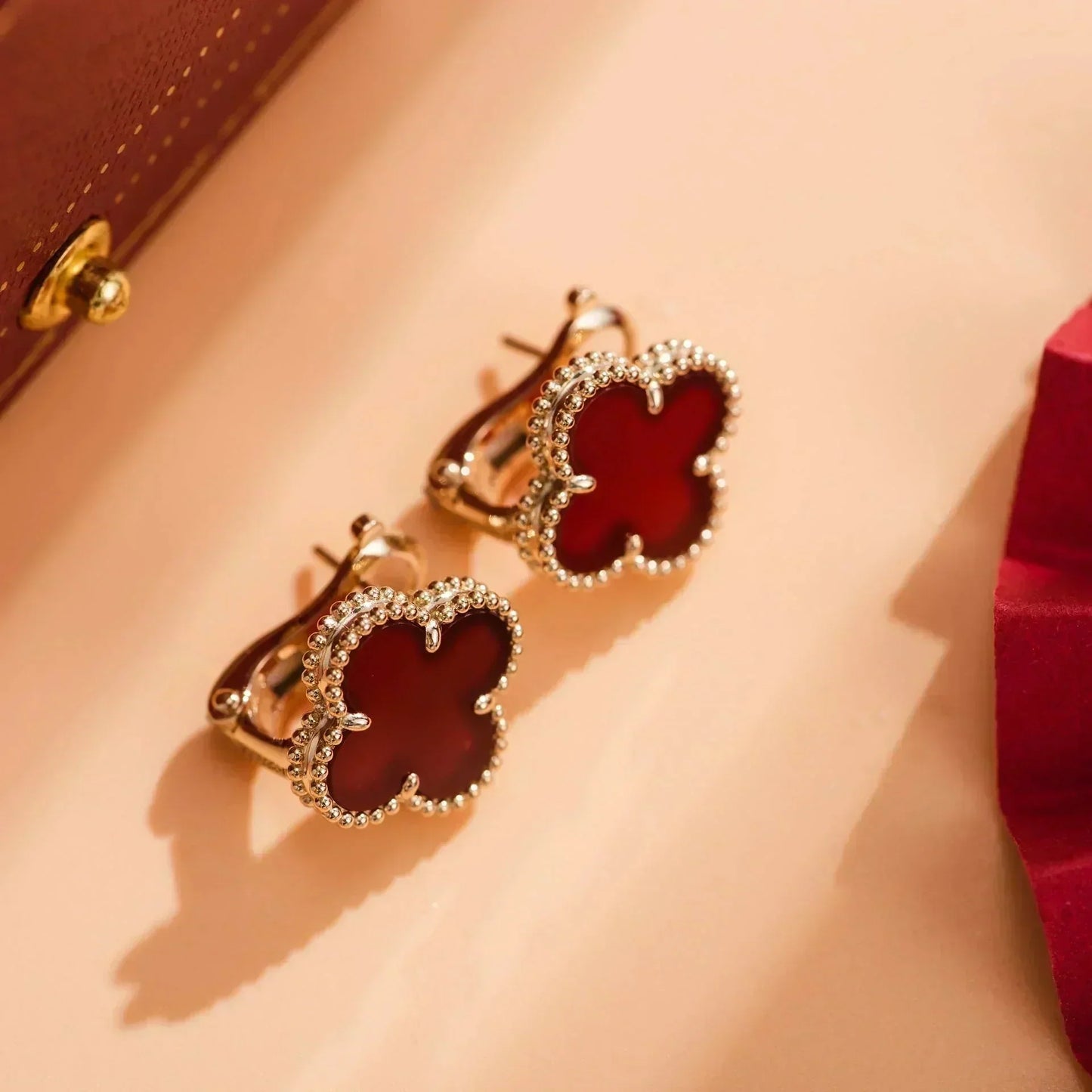 [Bloom]CLOVER MEDIUM 1 MOTIFS CARNELIAN  EARRINGS