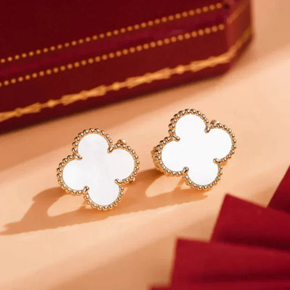 [Bloom]CLOVER MEDIUM 1 MOTIFS  WHITE MOP STUD EARRINGS