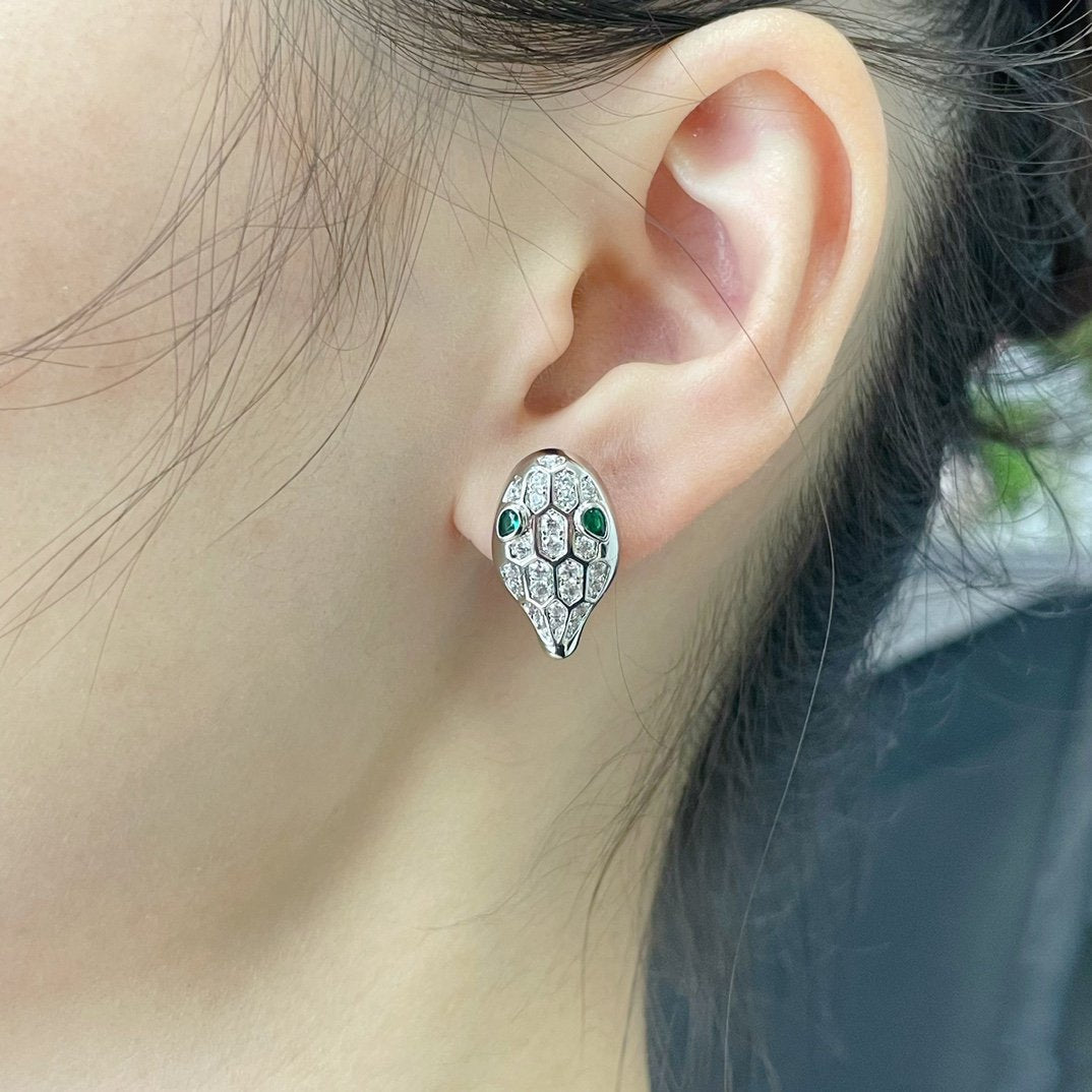 [Bloom]SERPENT DIAMOND STUD EARRINGS