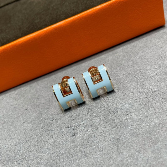 [Bloom]POP H SKY BLUE STUD EARRINGS