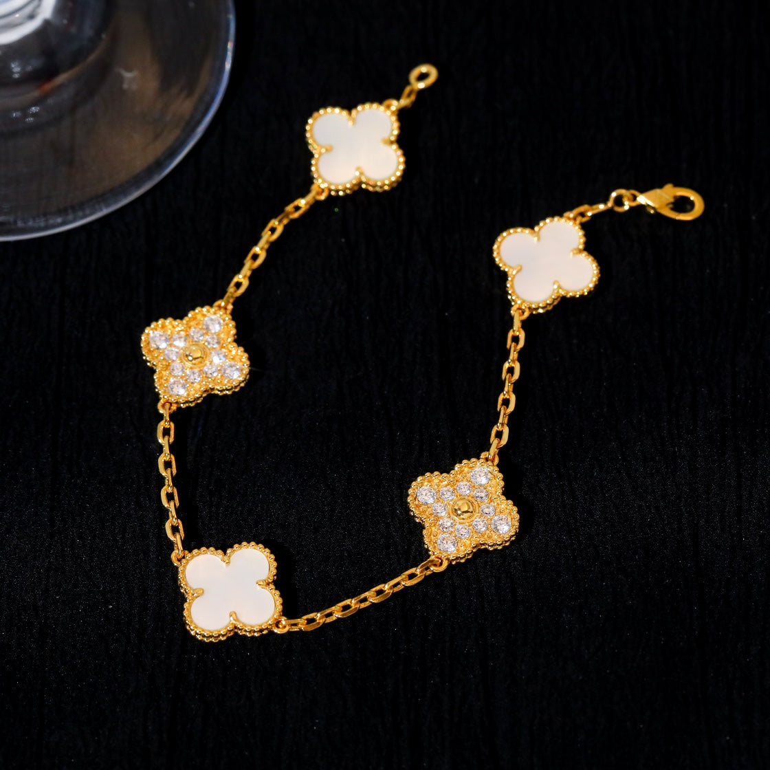 [Bloom]CLOVER BRACELET 5 MOTIF WHITE MOP DIAMOND