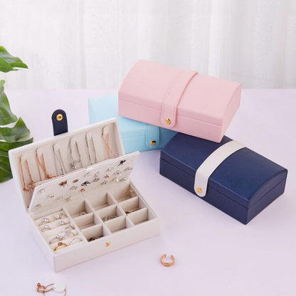 EXQUISITE PU LEATHER PORTABLE JEWELRY BOX