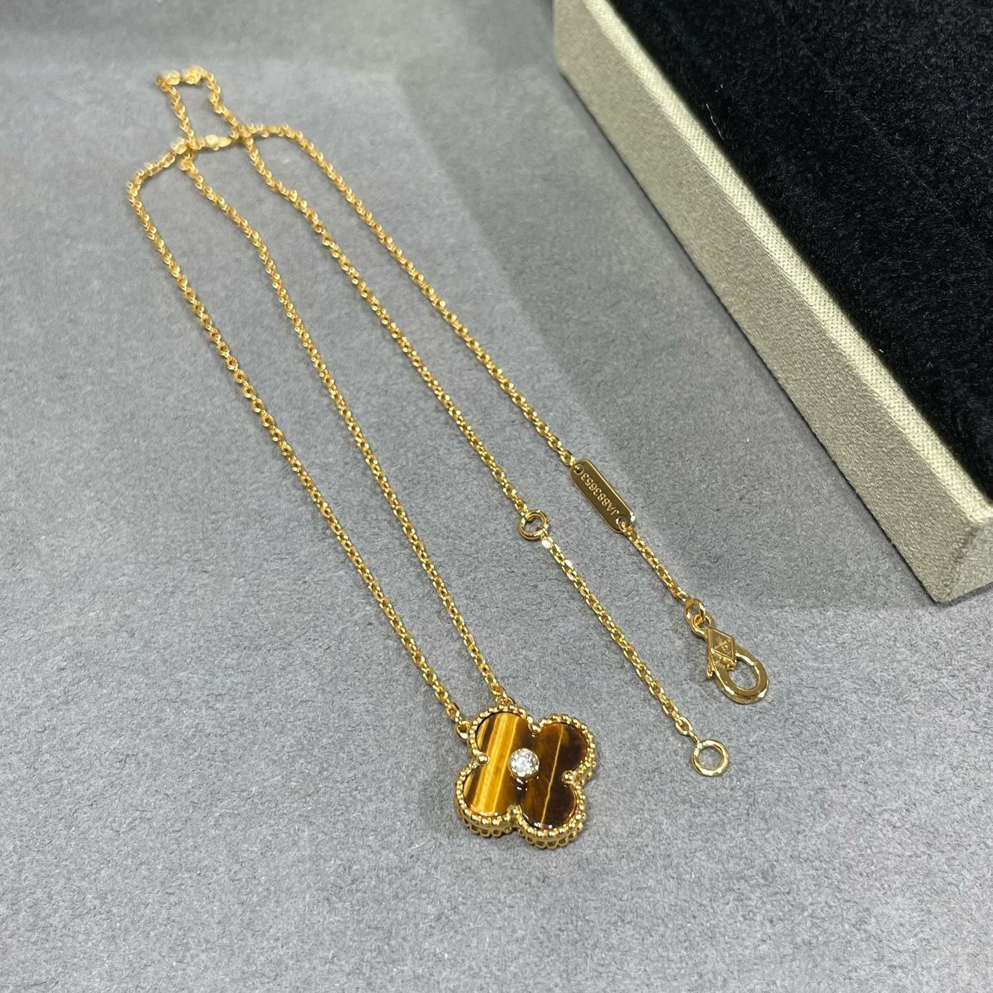 [Bloom]CLOVER 15MM DIAMOND AND YELLOW TIGER'S EYE AGATE necklace