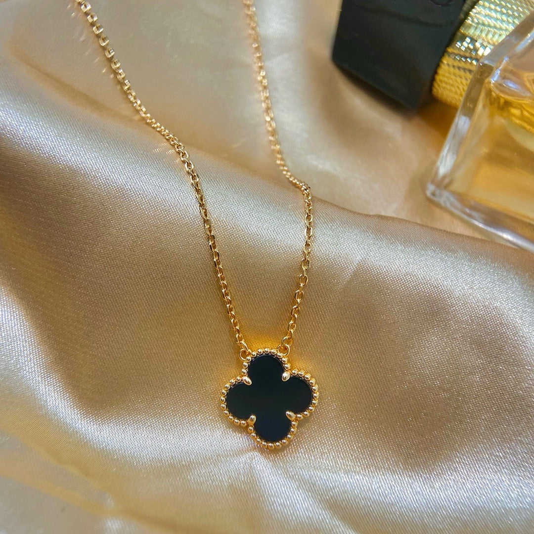 [Bloom]CLOVER 15MM BLACK ONYX SINGLE FLOWER NECKLACE