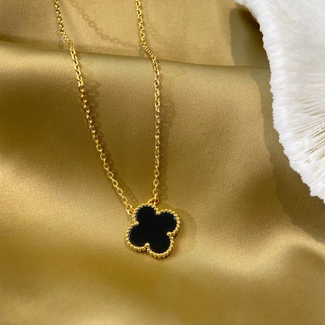 [Bloom]CLOVER 15MM BLACK ONYX SINGLE FLOWER NECKLACE