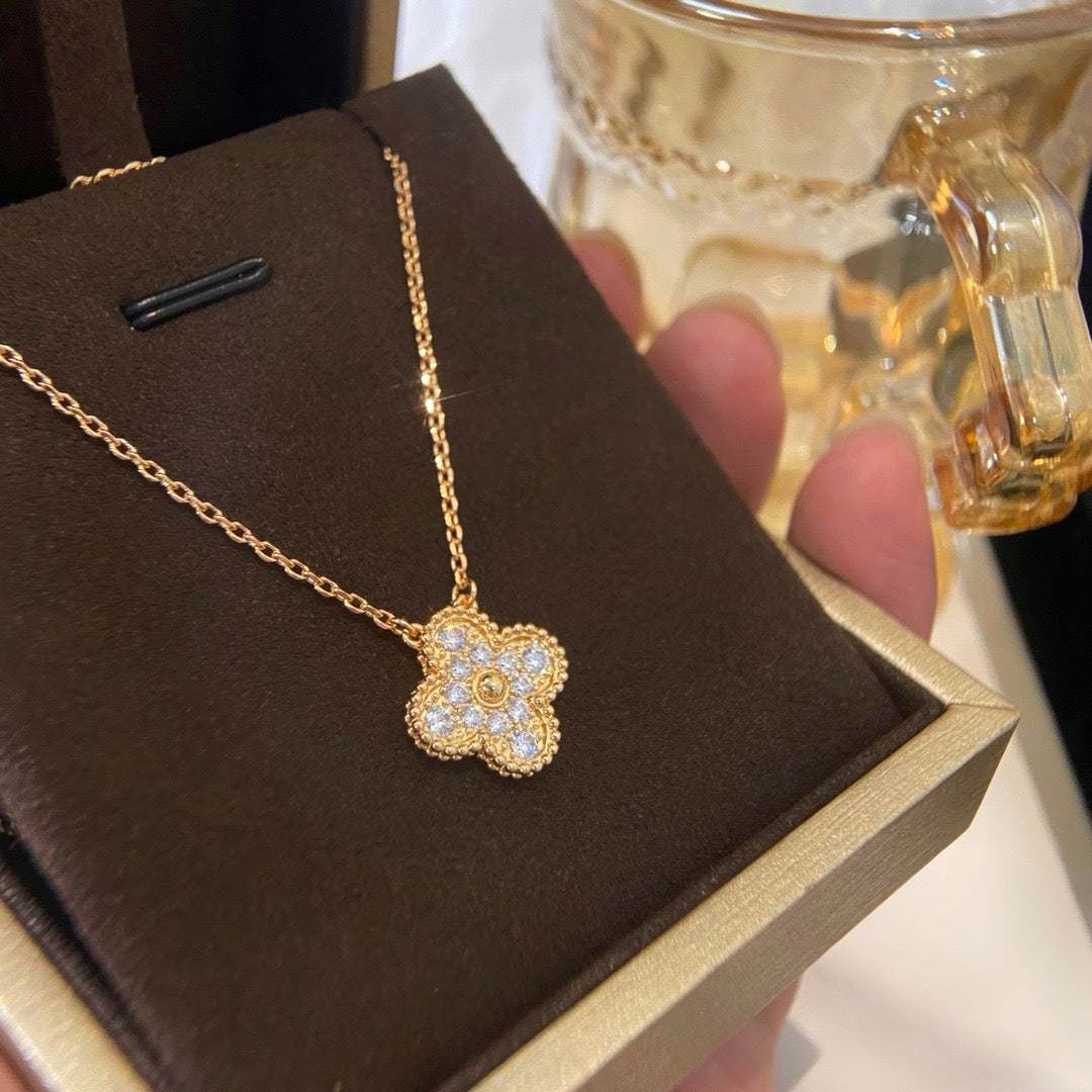 [Bloom]CLOVER 15MM DIAMOND SINGLE FLOWER NECKLACE