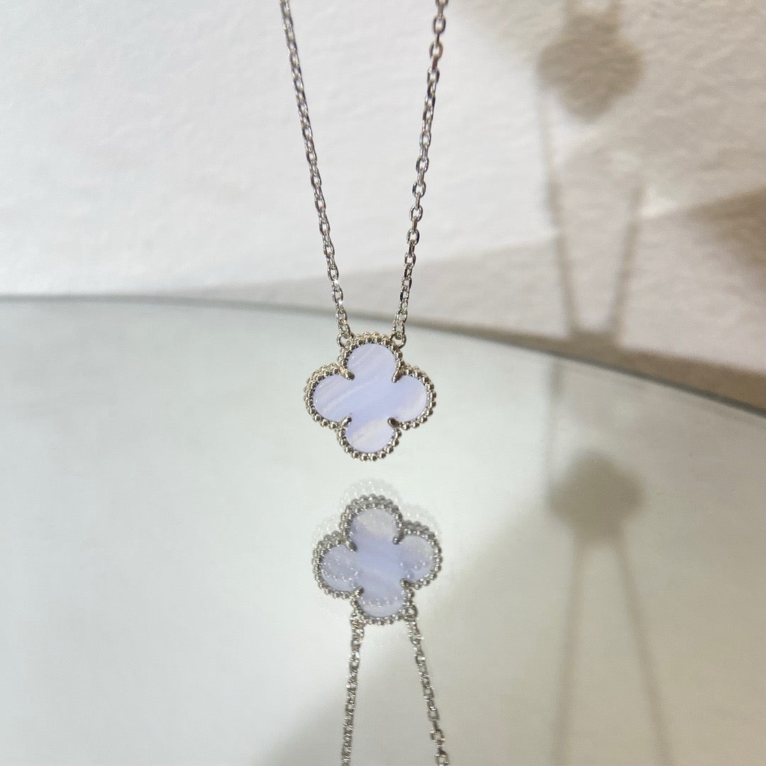 [Bloom]CLOVER 15MM BLUE CHALCEDONY NECKLACE SILVER