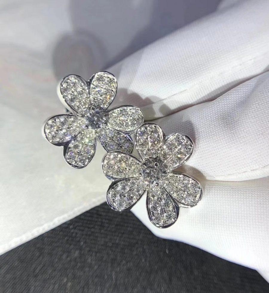 [Bloom]FRIVOLE SILVER FLOWER DIAMOND EARRINGS