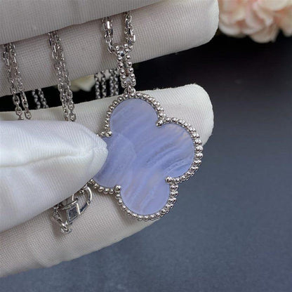 [Bloom]CLOVER SILVER CHALCEDONY BIG CLOVER NECKLACE