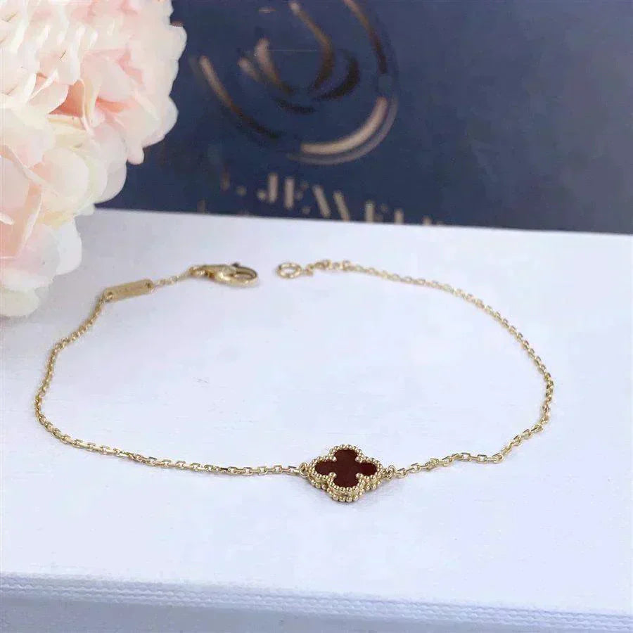 [Bloom]CLOVER  CARNELIAN SINGLE FLOWER BRACELET