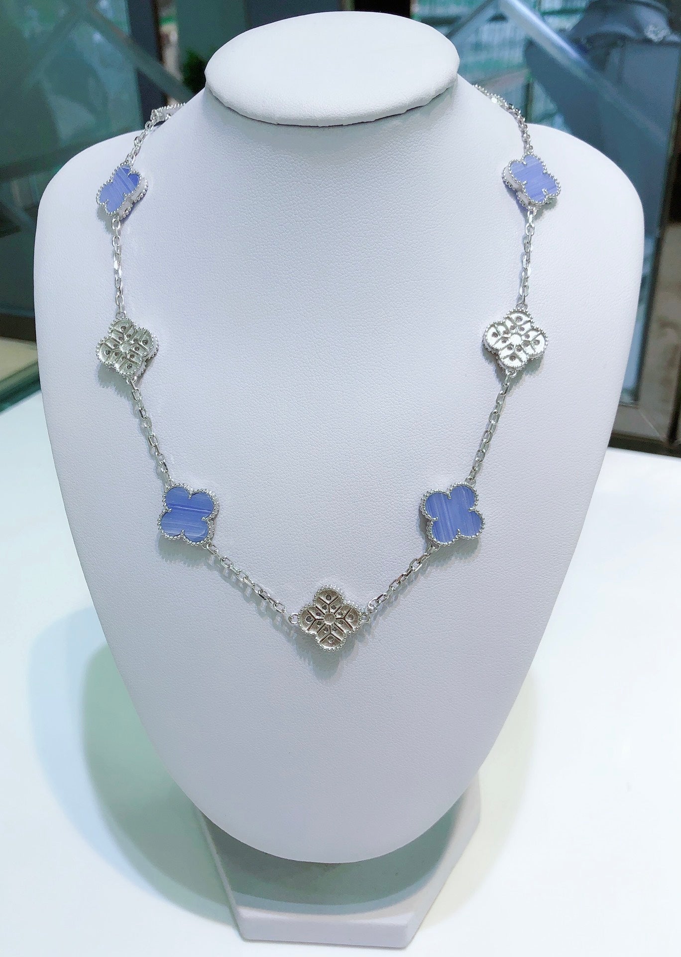 [Bloom]CLOVER 10 MOTIFS CHALCEDONY DIAMONDS SILVER NECKLACE