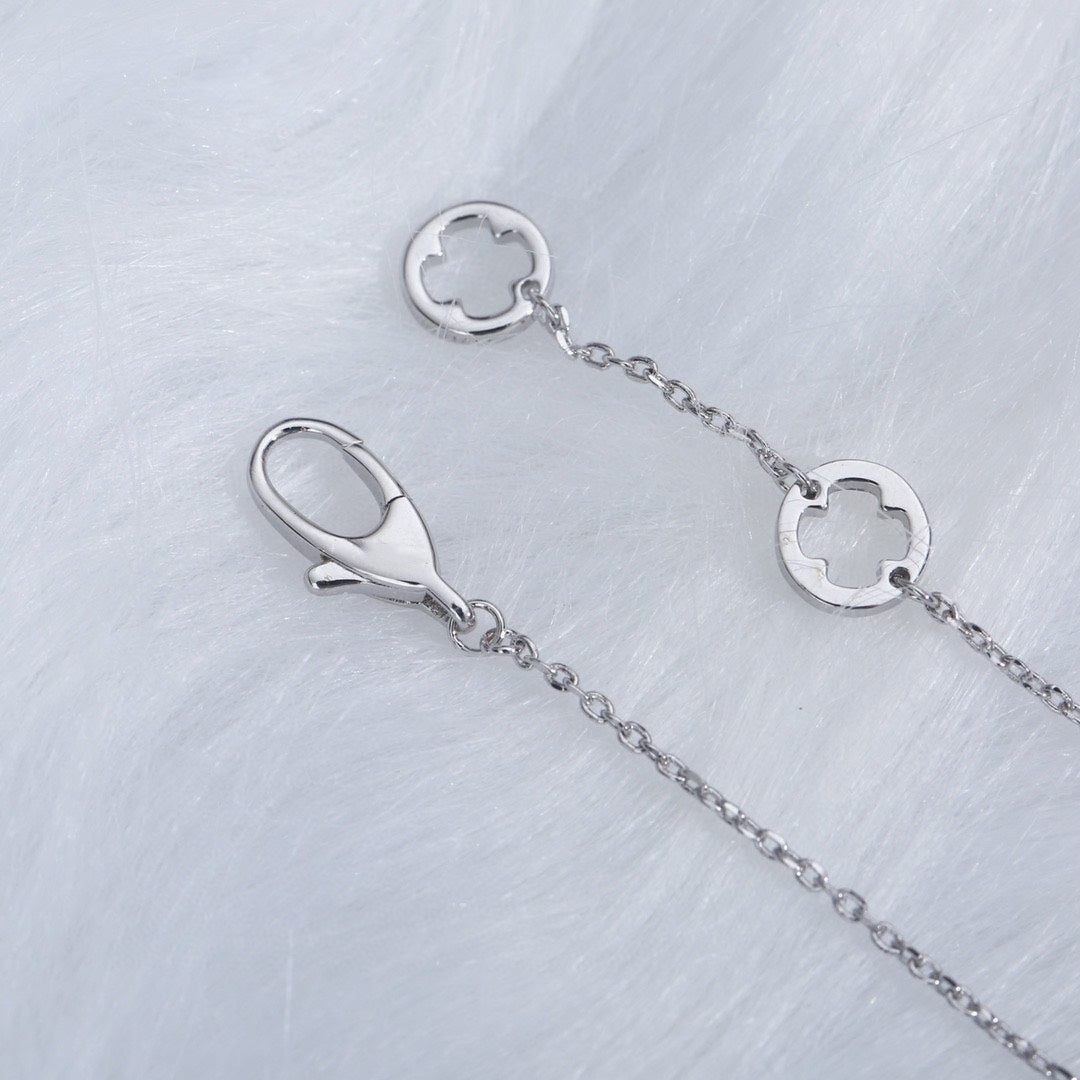 [Bloom]FIOREVER NECKLACE DIAMOND CENTER